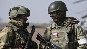 Фото до матеріалу: Нові умови контракту для ЗСУ: гроші за штурм та відстрочку після служби