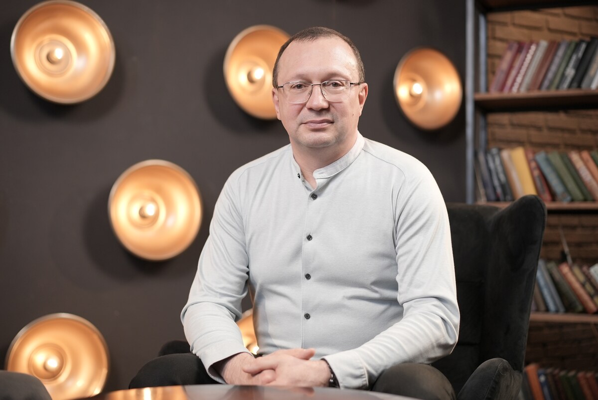 Фото до матеріалу: Максим Агєєв: 80% даних українців за кордоном, пастка безплатних хмар і загроза від «червоної кнопки»