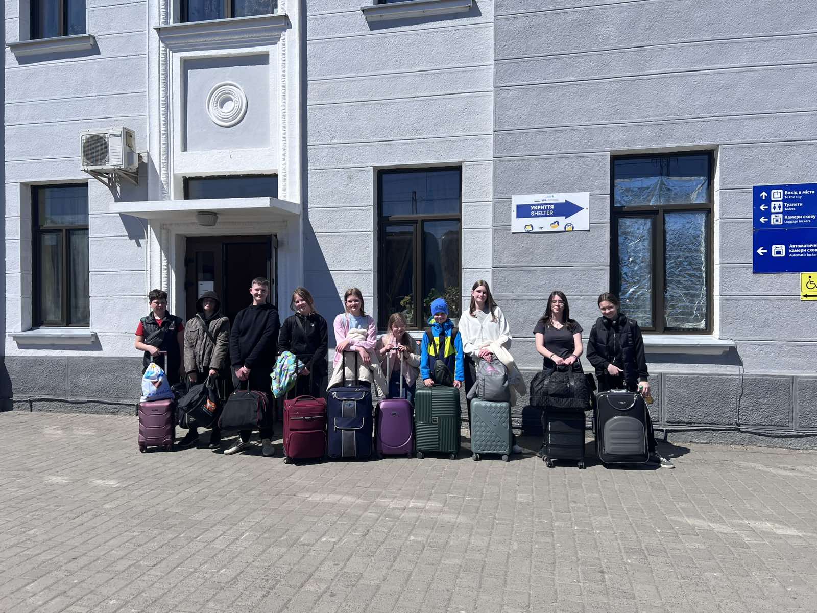 Фото до матеріалу: Десятеро дітей з Дубенщини відпочиватимуть у Мукачеві