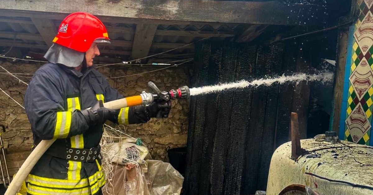 Фото до матеріалу: Вінниччина в диму: 12 пожеж за добу, згоріли будинки та гектари землі