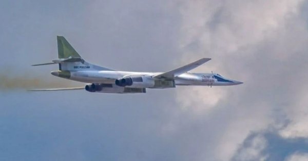 Фото до матеріалу: Росія використовує лише сім із 18 модернізованих Ту-160М у бойових ударах