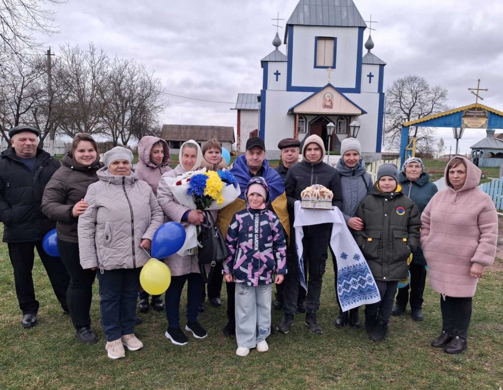 Фото до матеріалу: 57-річний воїн Олександр Чернявський повернувся з російського полону на Житомирщину