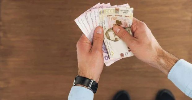 Фото до матеріалу: Зарплата та прожитковий мінімум у Києві з 1 травня 2026 року: точні цифри