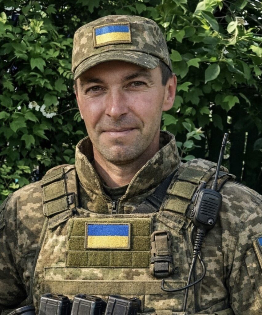 Фото до матеріалу: У Кам'янській громаді прощалися з Героєм Ігорем Орленком, який загинув під Куп'янськом