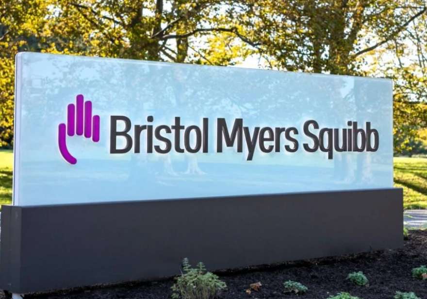 Фото до матеріалу: Bristol Myers уклала угоду з Hengrui щодо розробки 13 препаратів