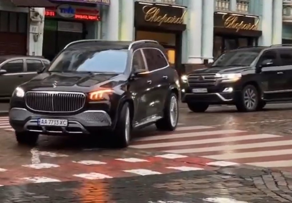 Фото до матеріалу: Renntech відродить легендарний Mercedes-Benz SEC V12: 660 к.с. та обмежений тираж