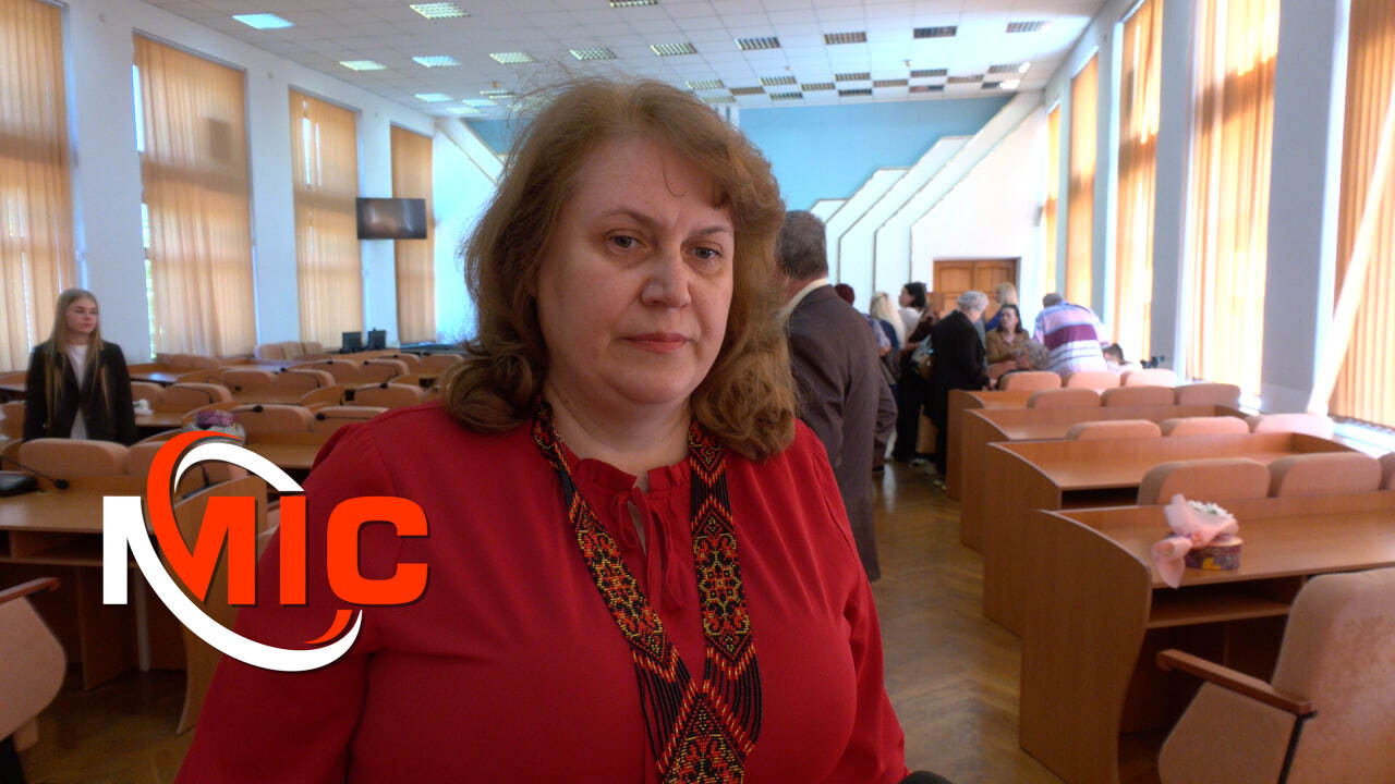 Фото до матеріалу: У Кам'янському привітали матерів прийомних сімей