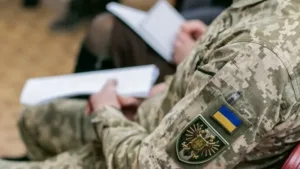 Фото до матеріалу: Магнітна буря сьогодні, 24 квітня: головні болі та сонливість