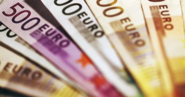 Фото до матеріалу: Кредит 90 млрд євро та санкції: нова угода ЄС для України