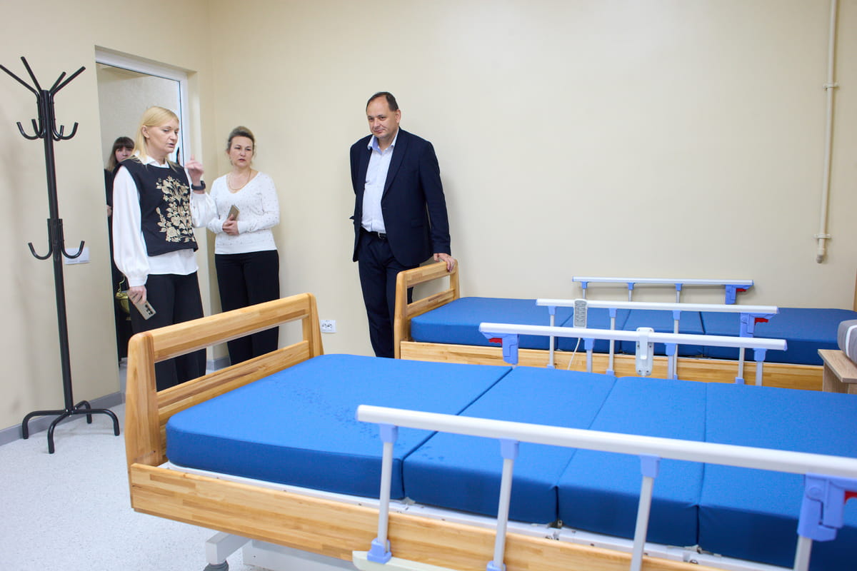Фото до матеріалу: У Івано-Франківську відкрили оновлене клініко-діагностичне відділення поліклініки №3