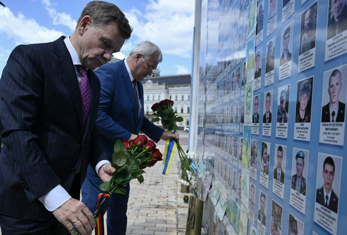 Фото до матеріалу: Європа та США вимагають від Росії прийняти пропозицію України про припинення вогню
