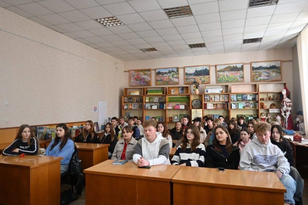 Фото до матеріалу: У Шполі молодь просить сучасний простір для розвитку