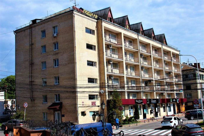 Фото до матеріалу: Скандал із готелем «Поділля»: державі завдано збитків на понад 63 млн грн