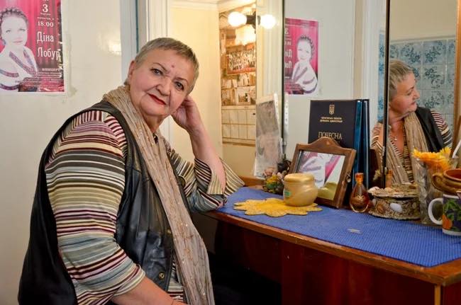Фото до матеріалу: Померла акторка Любов Колесникова, відома роллю баби Палажки у «Спіймати Кайдаша»