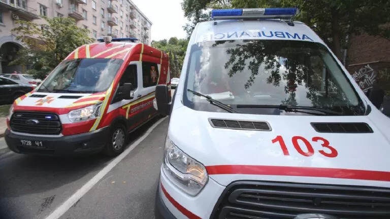 Фото до матеріалу: У Києві військовозобов'язаний впав у котлован, намагаючись втекти з ТЦК