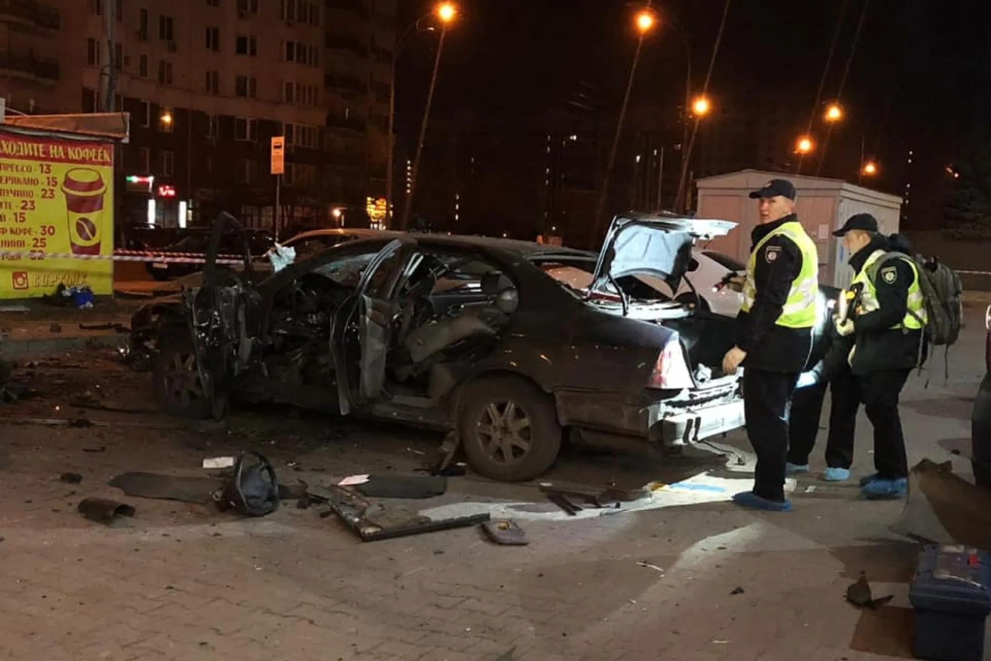Фото до матеріалу: Офіцер розвідки Кирило Буданов шукав другого кілера пістолетом після випадкового вибуху машини