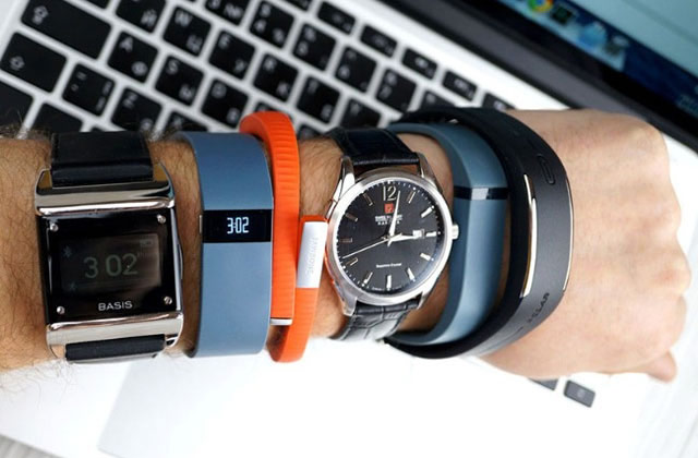 Фото до матеріалу: Кожен другий користувач Apple Watch відмовився від класичних наручних годинників