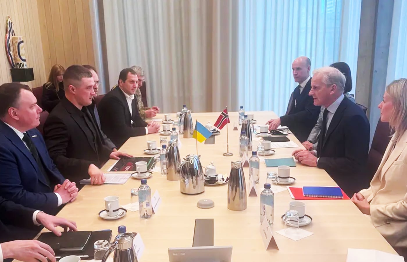 Фото до матеріалу: Норвегія виділяє $302 млн на закупівлю американського озброєння для України