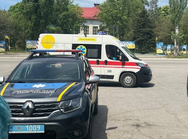 Фото до матеріалу: У Світловодській міськраді заступник мера відкрив стрілянину: двоє поранених