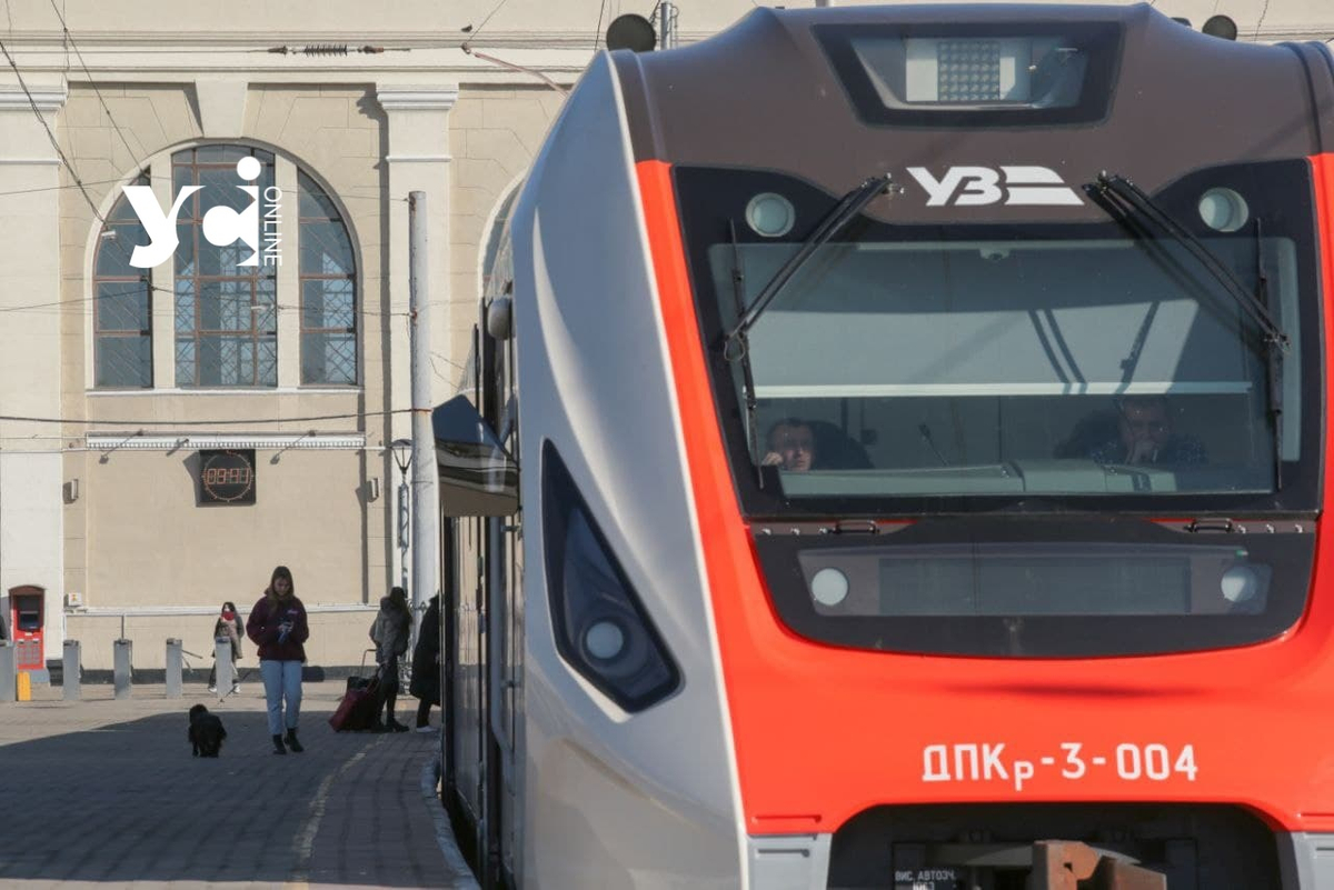 Фото до матеріалу: Укрзалізниця оновлює вагони: нові зручності та безпека на шляху
