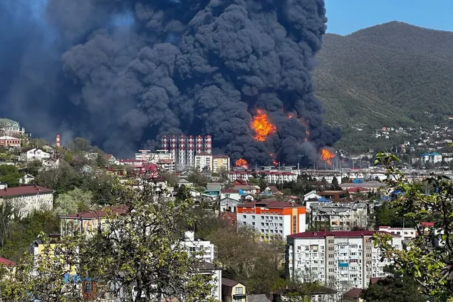 Фото до матеріалу: Удар по Туапсе змусив Кремль відреагувати: що сталося з нафтовим заводом