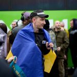 Фото до матеріалу: Як обрати доглядову косметику для волосся без переплат