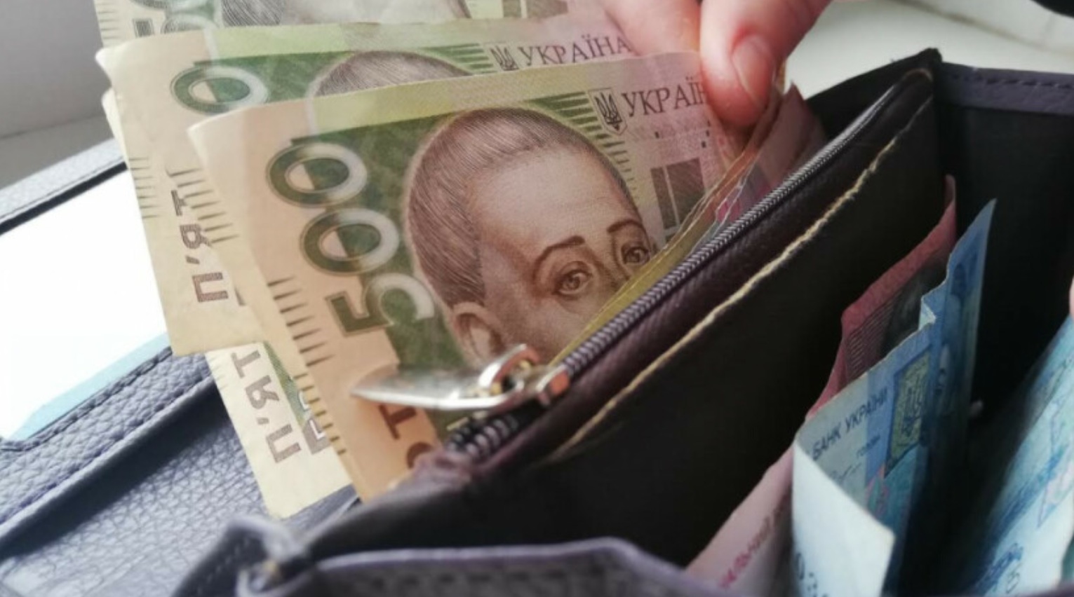 Фото до матеріалу: Влада планує скасувати пільги на пальне: що загрожує водіям та як зміниться підтримка