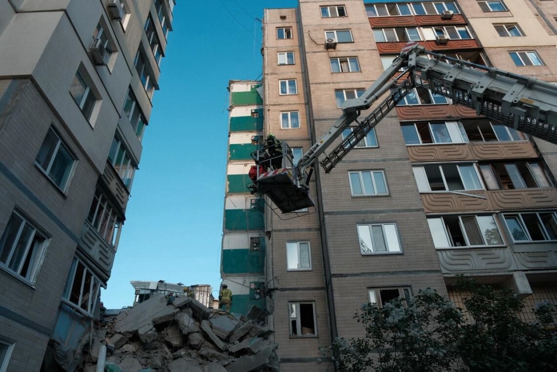 Фото до матеріалу: У Києві зросла кількість загиблих у результаті російської атаки