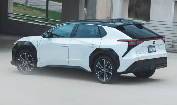 Фото до матеріалу: Toyota bZ4X перевершив офіційний запас ходу: результати реального тесту