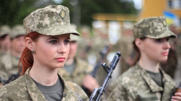 Фото до матеріалу: Мобілізація жінок з 1 травня: хто підлягає обліку та призову в Україні