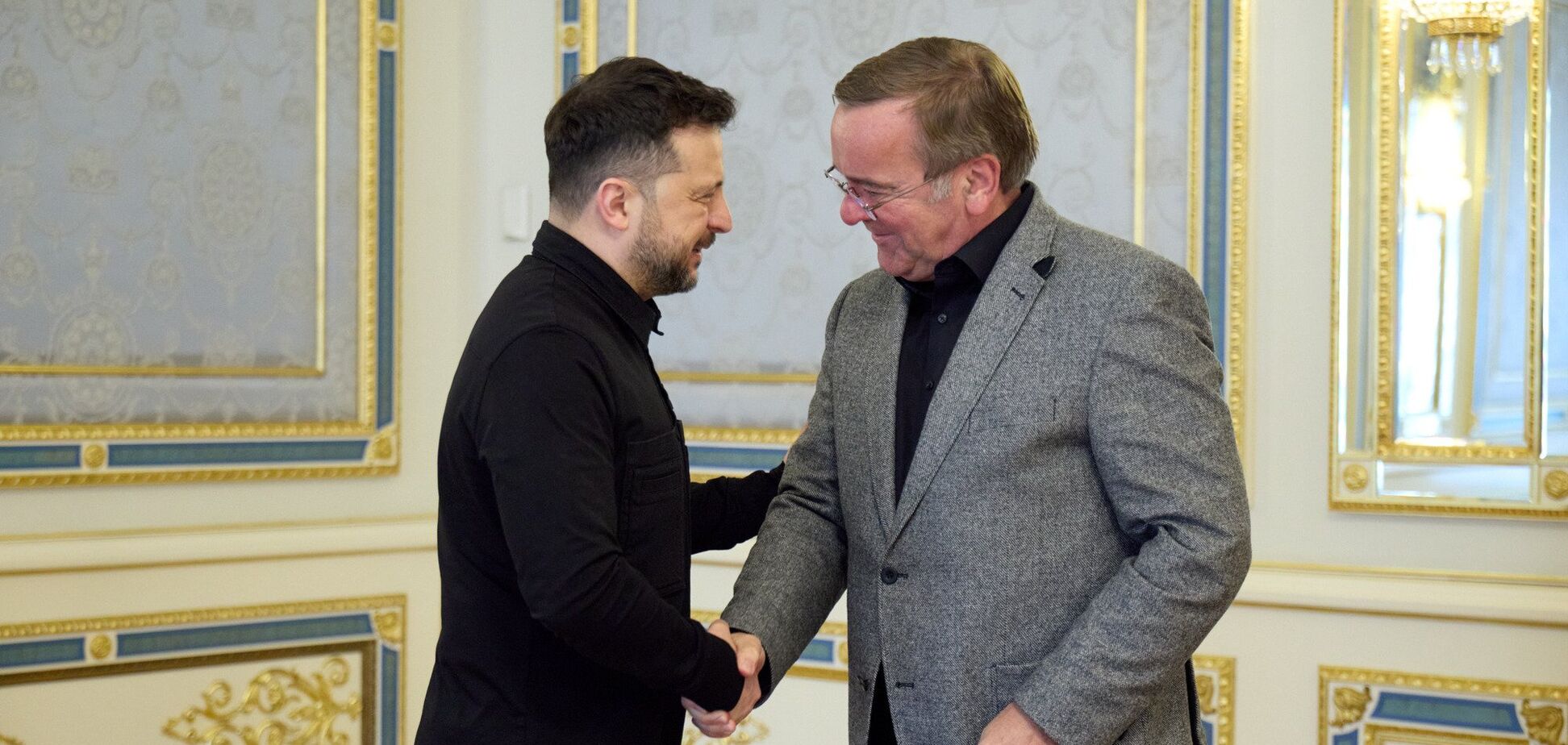 Фото до матеріалу: Україна і Німеччина розвивають шість проєктів спільного виробництва зброї, – Зеленський