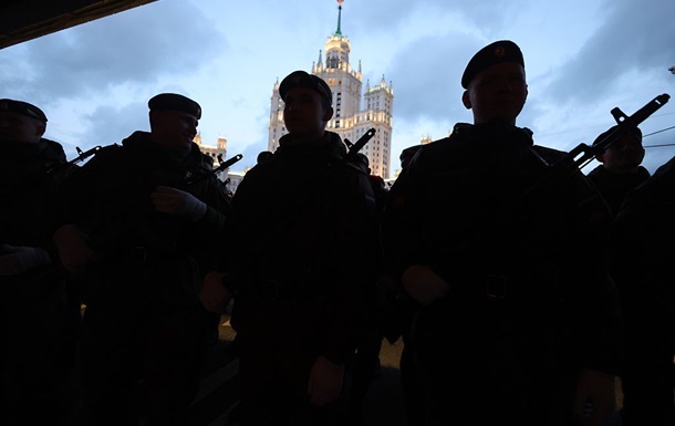 Фото до матеріалу: РФ загрожує ракетним ударом по Києву при спробі зриву параду 9 травня