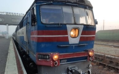 Фото до матеріалу: Росія атакувала дронами пасажирський потяг на Миколаївщині