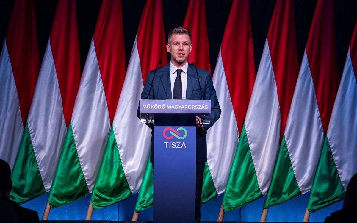 Фото до матеріалу: Роланд Цебер: Орбан впав у депресію, а партія «Тиса» перемогла на виборах в Угорщині