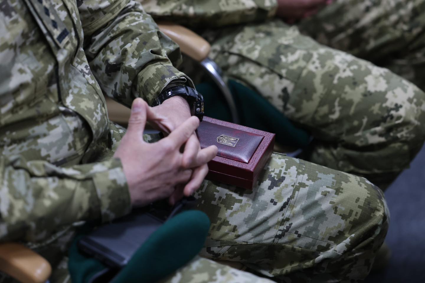 Фото до матеріалу: Чотирьох волинських прикордонників нагородили державними орденами за мужність на сході