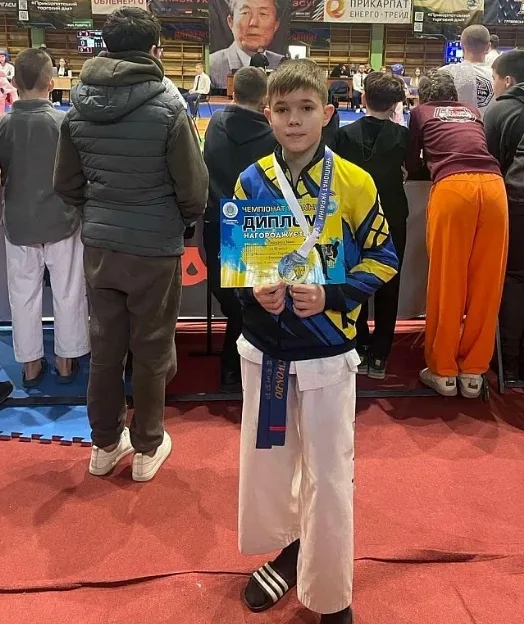 Фото до матеріалу: Кропивницькі вихованці здобули золото чемпіонату України з таеквон-до