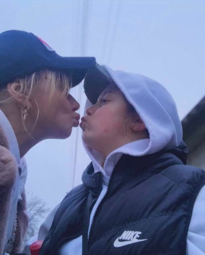 Фото до матеріалу: Чому 12-річну Майю тимчасово відібрали від мами в Києві: версії соцслужб та родини