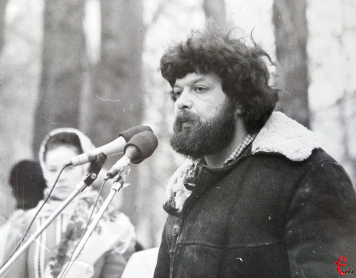 Фото до матеріалу: Павлу Гірнику — 70: від активіста РУХу до лауреата Шевченківської премії