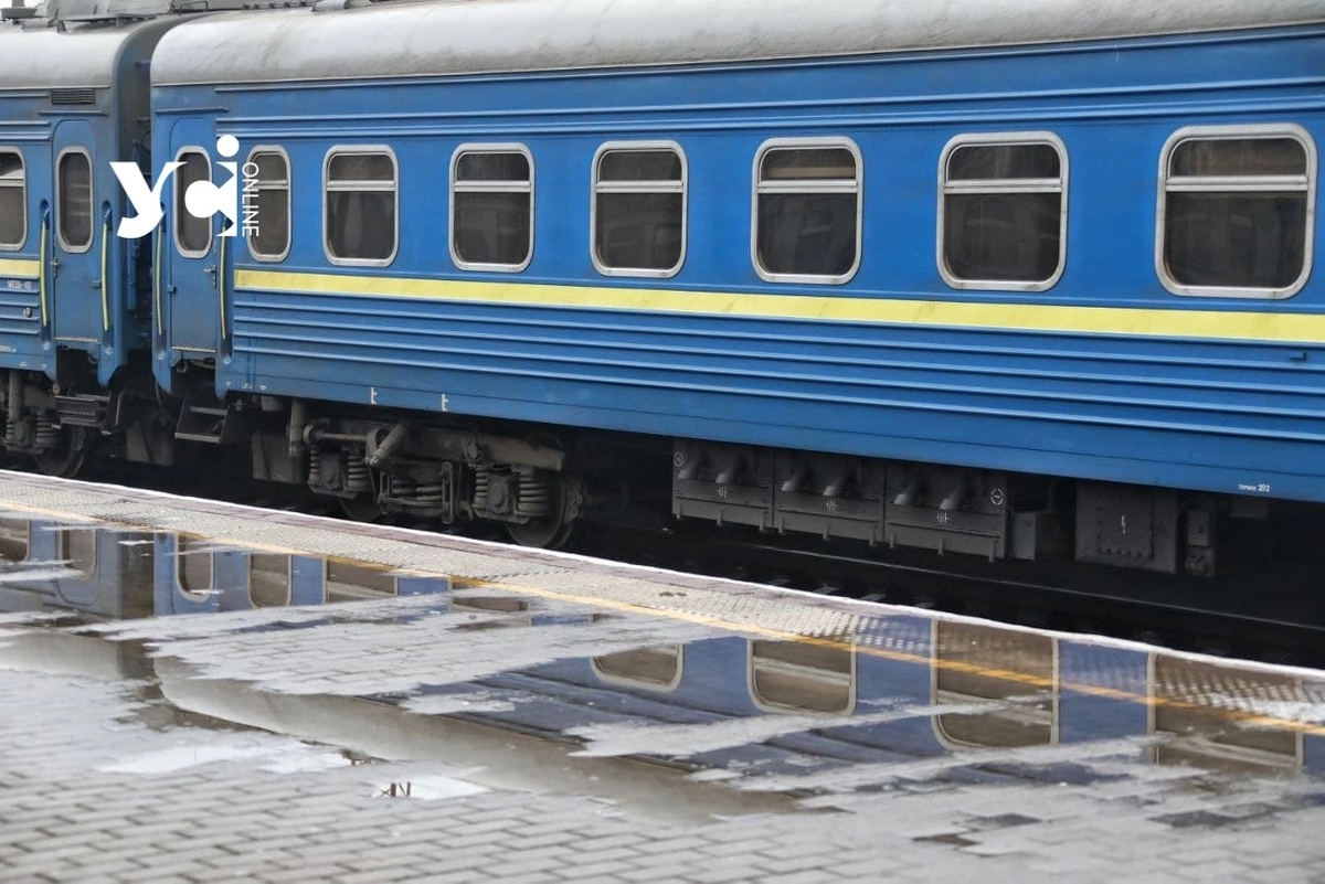 Фото до матеріалу: У Одеській області у травні тимчасово скасують кілька приміських поїздів