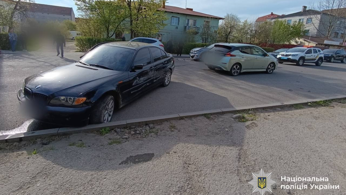 Фото до матеріалу: У Богородчанах сталася потрійна ДТП: в автомобілях були діти