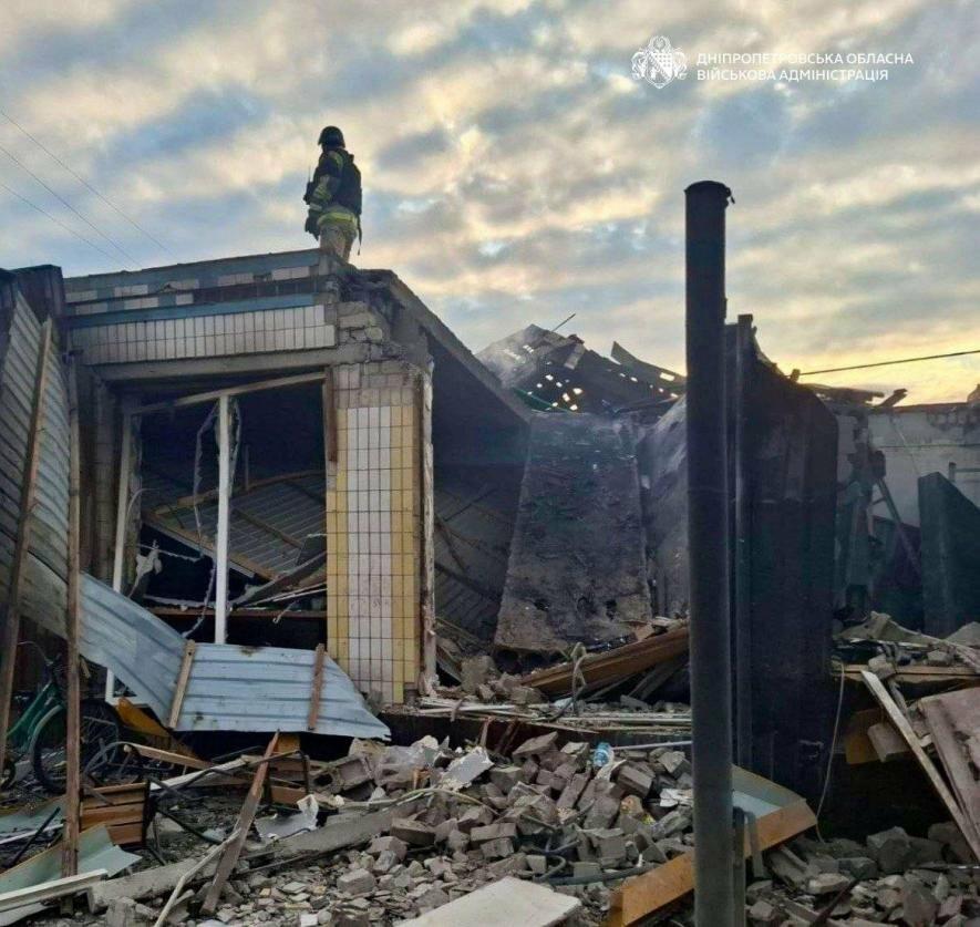 Фото до матеріалу: Трагедія на Дніпропетровщині: одна людина загинула, четверо поранені внаслідок масованої атаки