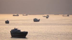 Фото до матеріалу: Контейнеровоз Maersk зіткнувся з фідерним судном біля Бангладеш