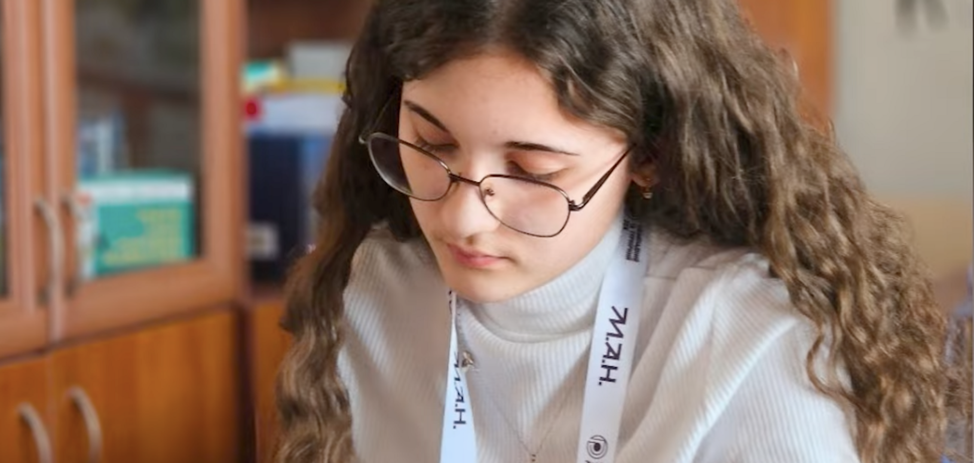 Фото до матеріалу: Співуча зірок: історія Софії Губи з Макіївки, яка виграла олімпіаду в Івано-Франківську