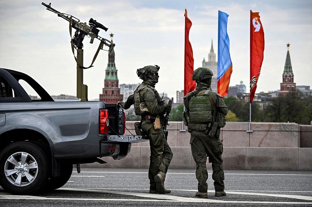 Фото до матеріалу: Ескалація навколо 9 травня: Росія загрожує Києву, а Зеленський пообіцяв дзеркальну відповідь