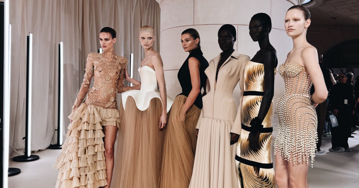Фото до матеріалу: Українська експертка розкрила таємниці кастингу для Balenciaga та Versace