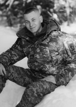 Фото до матеріалу: У Хмельницькому та області попрощалися з трьома героями, які загинули на фронті