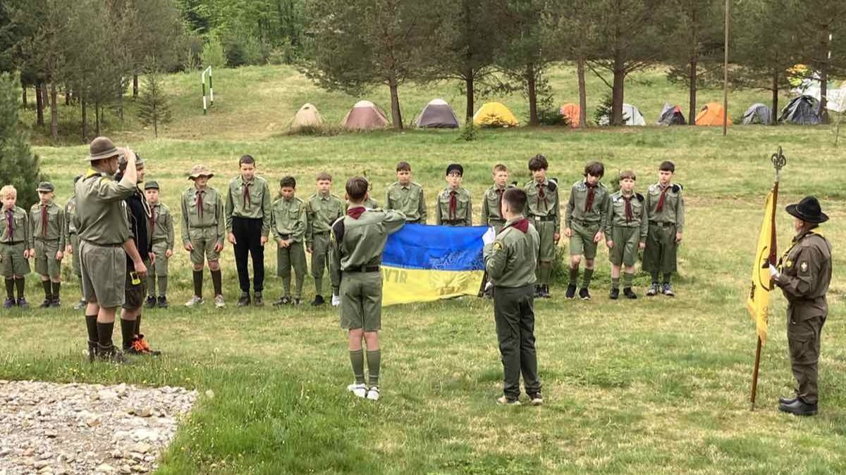 Фото до матеріалу: У Гринькові молодь пройшла «окопну школу» під наставництвом ветеранів