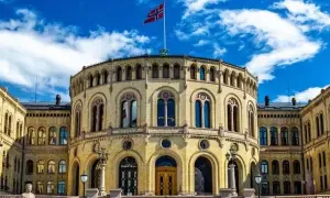 Фото до матеріалу: Ціни на електроенергію в Європі вперше стали від'ємними: надлишок сонячної генерації
