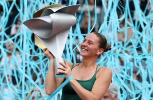 Фото до матеріалу: Аліона Аліона передала свій Instagram виховательці з Івано-Франківська
