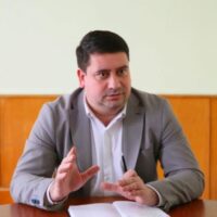 Фото до матеріалу: Політолог Володимир Джигіта: сучасна глобальна політика як «двір» з новими правилами